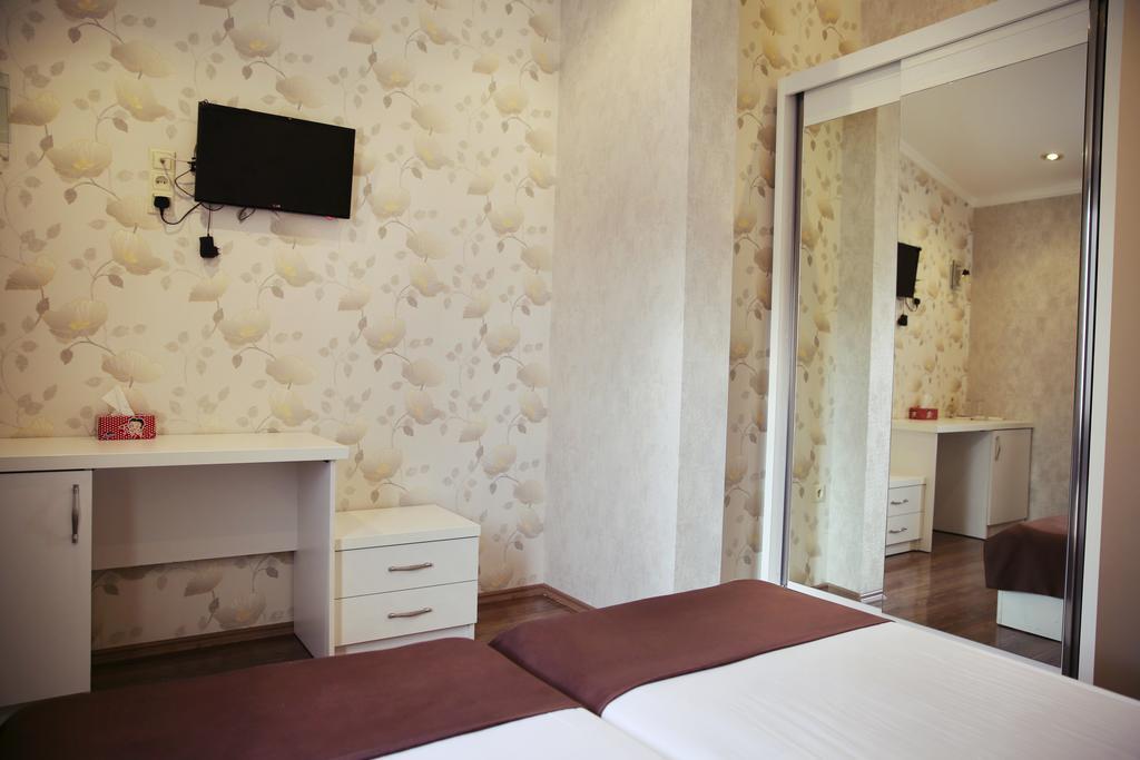 Rondo Hotel Tbilissi Chambre photo
