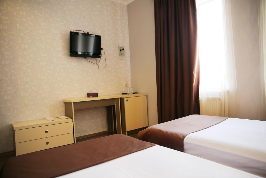Rondo Hotel Tbilissi Chambre photo