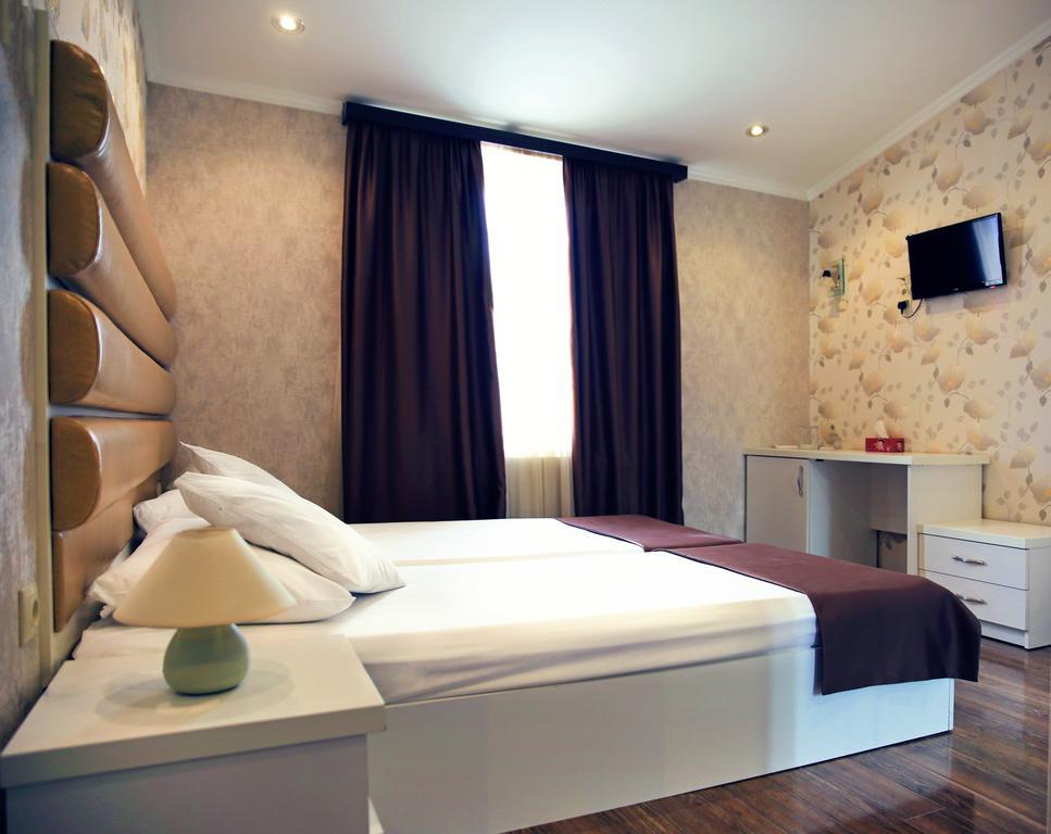 Rondo Hotel Tbilissi Chambre photo