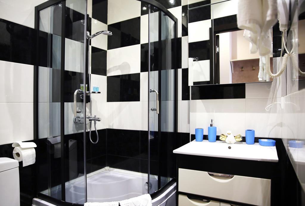 Rondo Hotel Tbilissi Chambre photo