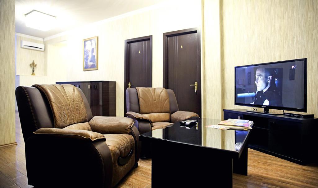 Rondo Hotel Tbilissi Extérieur photo