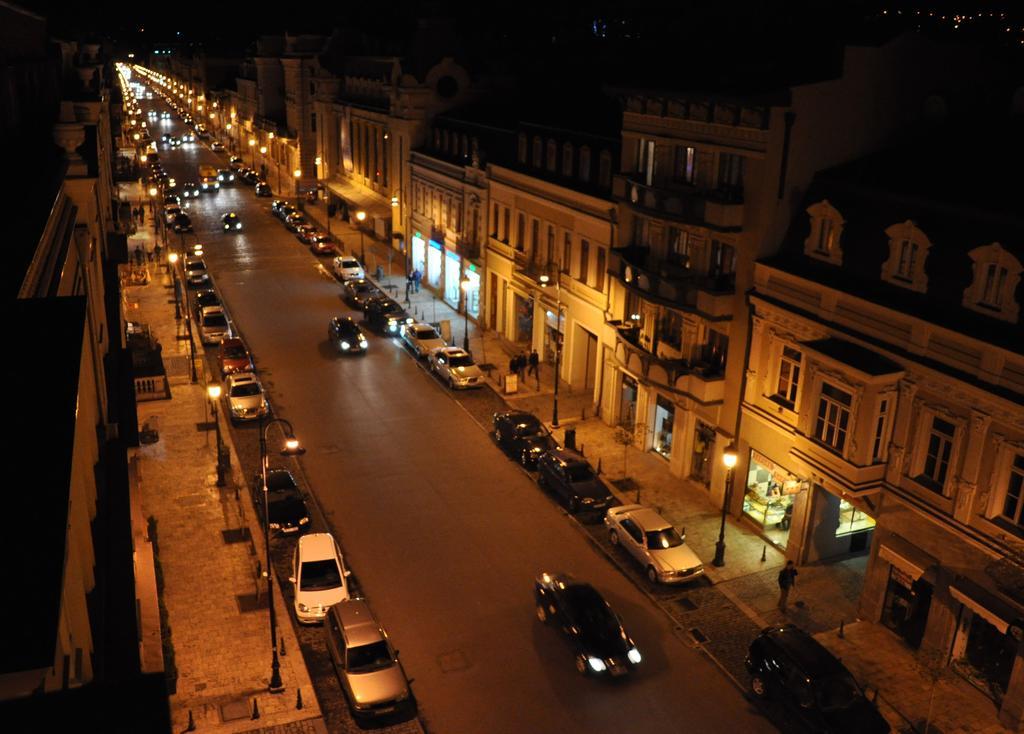 Rondo Hotel Tbilissi Extérieur photo